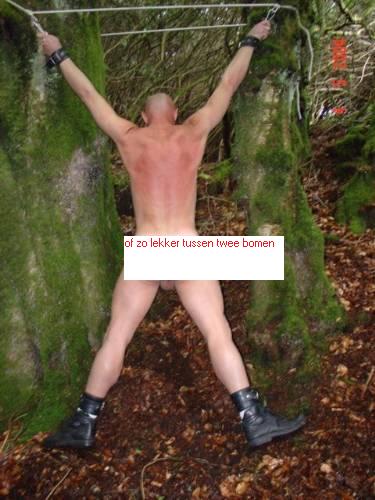 lak en latex slaaf aangeboden