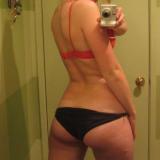 Sexy bisuexuele vrouw, op zoek naar gelijk gestemden om een wild feest