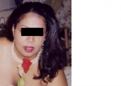 hete donkere milf van 40 zoekt een lekkere jongen voor date