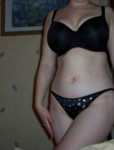   Erotische Massage, Exhibitionisme, Lak, Latex, Leer, Masturberen, Ro