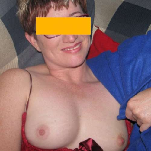 welke hete man wil er eens lekker geil met mij komen seksdaten   .????