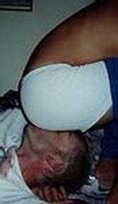 facesitslaaf zoekt bezitter