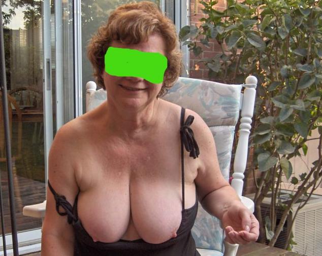 Audrey uit Enschede zoekt een date       .