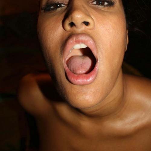 zoek geile vent die weet waar een vrouw van houdt