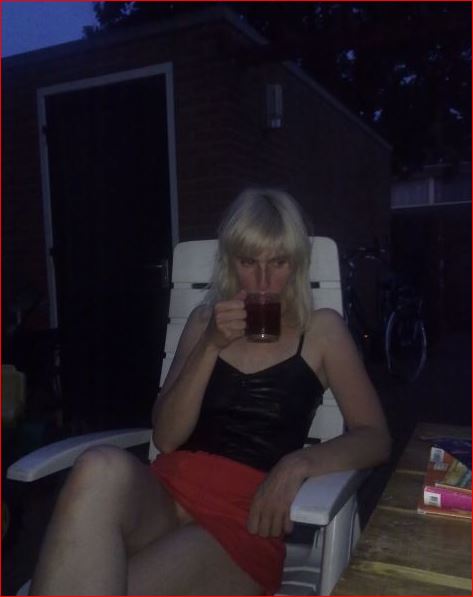 onderdanig sletje dat gebruikt wil worden               .