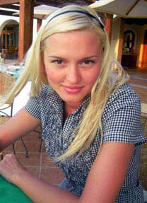 Spontane jonge meid zoekt sex. .