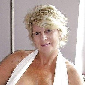 Rijpe vrouw zoekt serieus sexmaatje!