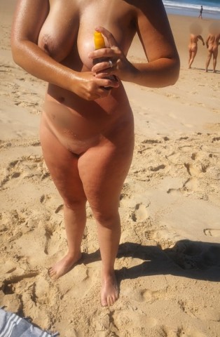 Ik zoek een naakstrand maatje