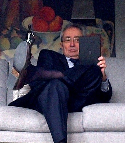 Wie helpt me uit de kast komen? 