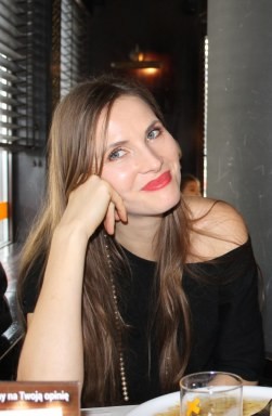 Leuk contact gezocht door (grote) vrouw