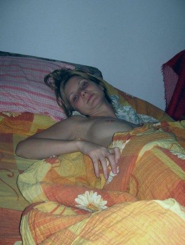 Zullen wij samen eens een gat in de nacht neuken? 
