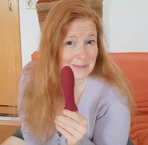 Kom jij mijn grote tieten en billen verwennen?