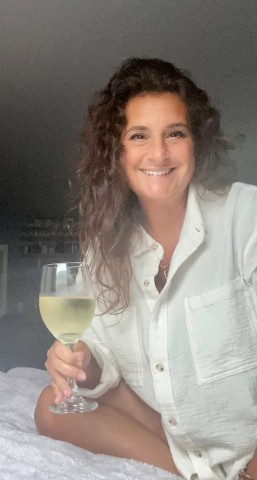 Cessie wil een hete nacht beleven samen met jou!