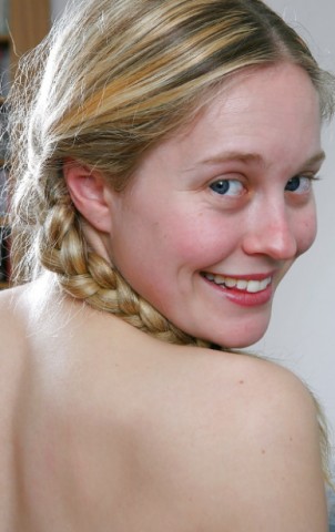 Mag ik in mijn stringetje bij jou op schoot komen zitten?