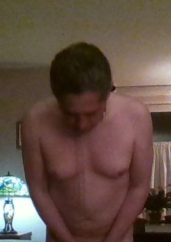 Aziatische totaalslaaf zoekt Blanke SADO Massa