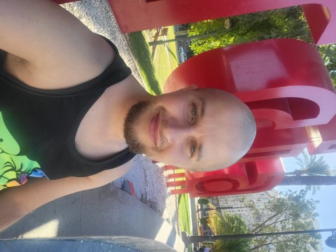 Ik wil graag Toilet slaaf zijn 