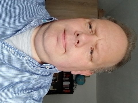 Zoek een slavin uit Rotterdam 