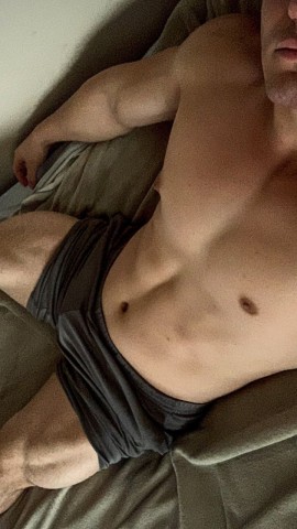 Sportief zijn, want in bed zullen wij samen sporten. 
