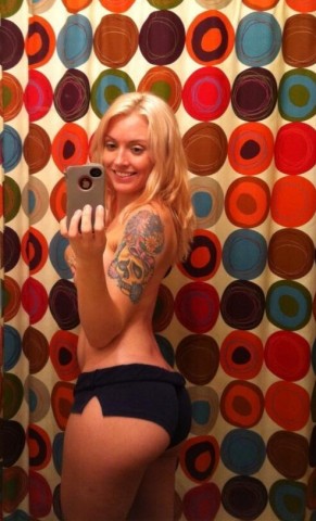 Niet schrikken van een tattoo.