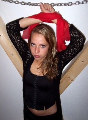 Ervaren man in sm voor een beginnende slavinnetje