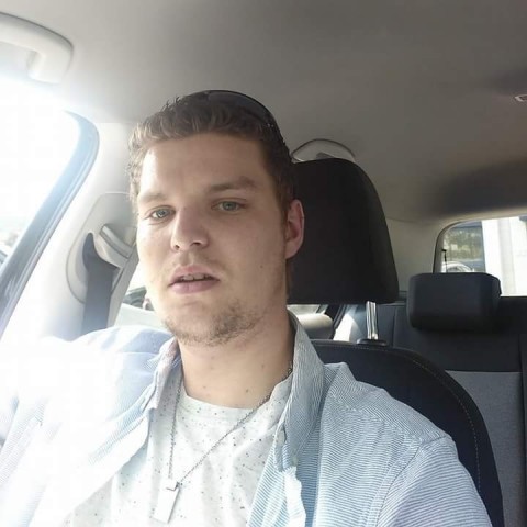 sociale man voor leuke vrouw 