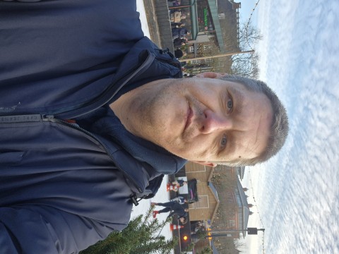 Amateur toyboy beschikbaar in friesland  voor oudere vrouwen 