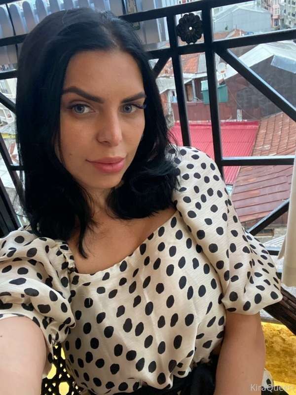 KIRA – Elegant and Discreet Companion for Exceptional Moments