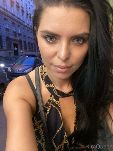 KIRA – Elegant and Discreet Companion for Exceptional Moments