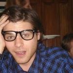 Op zoek naar een lieve meid. 