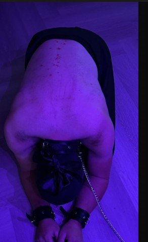 Mag ik U dienen Meesteres?