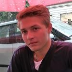 Ben jij die serieuze oudere man?