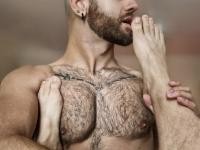 Een man die mijn xl pik aan kan.