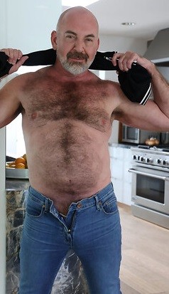 Ik heb nog steeds zin in lekkere seks en zoek een man