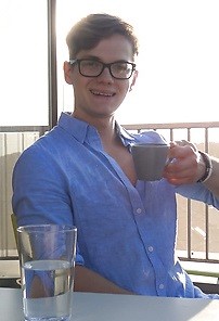 Geil jongen zoekt een geile man.