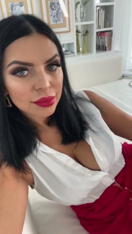 Ontspannende massage door Kira – zacht en professioneel.