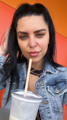 Ontspannende massage door Kira – zacht en professioneel.