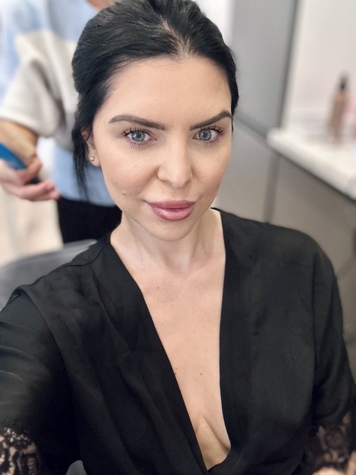 Ontspannende massage door Kira – zacht en professioneel.