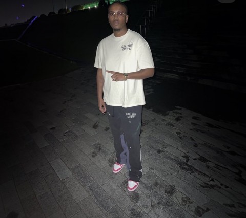 BBC ZOEKT STEL/VROUW 