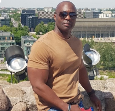 Are you the one how loves a narcist, controle??