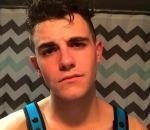 Waar zijn al die gespierde heren met echt van die trippel  X bananen