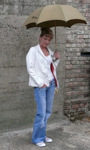 Stiekem hou ik van extreme onderdanige seks en zoek een strenge man.