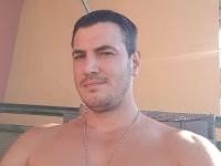 Wie heeft interesse in een normale saaie man en vader?