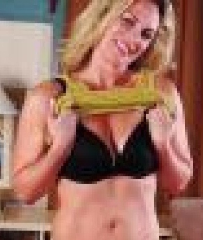 Wil jij lekker door mij verwent worden? Kom maar op.