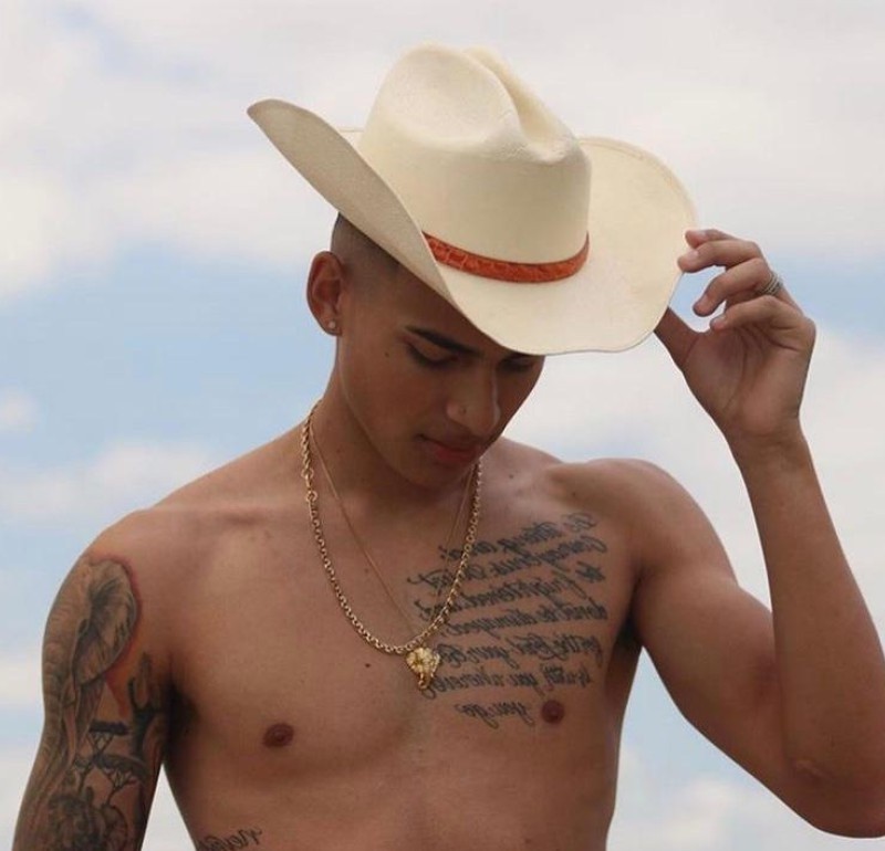 Krijg je een stijve van een jonge kerel?