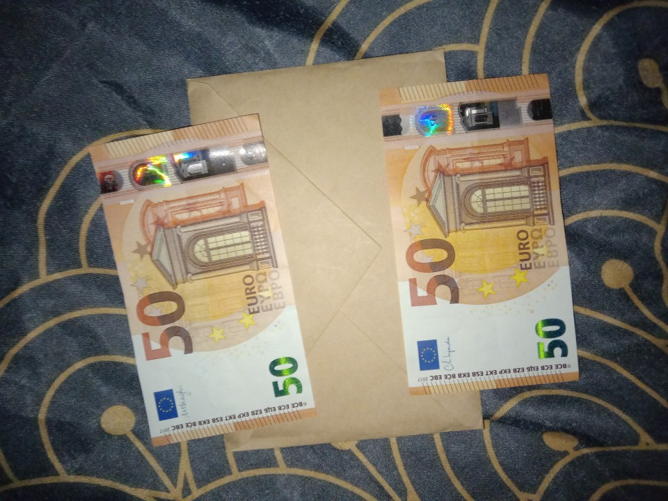 € 100 voor een vrijgezelle 21+ dame uit de omgeving van Rotterdam