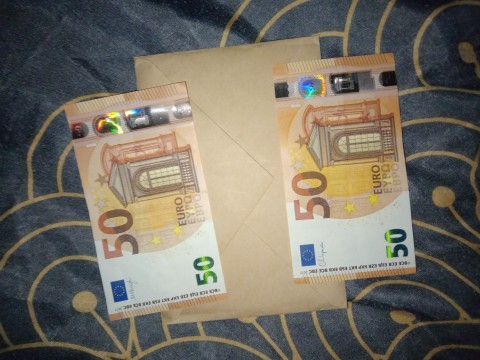 € 100 voor een vrijgezelle 21+ dame uit de omgeving van Rotterdam