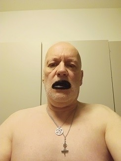 Sm Satan scat Stel V/ V gezocht