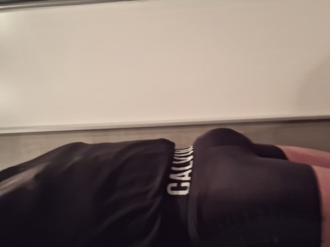 Deze geile gentleman zoekt geile lady / hotwife