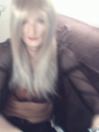 tranny sletje zoekt contact, ben online chat en heb ook een webcam