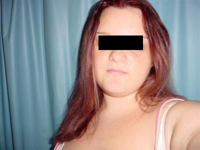 dikke 18jarige meid wil eindelijk eens ontmaagd worden